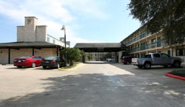 Amerihome Inn & Suites Houston Airport North Екстериор снимка